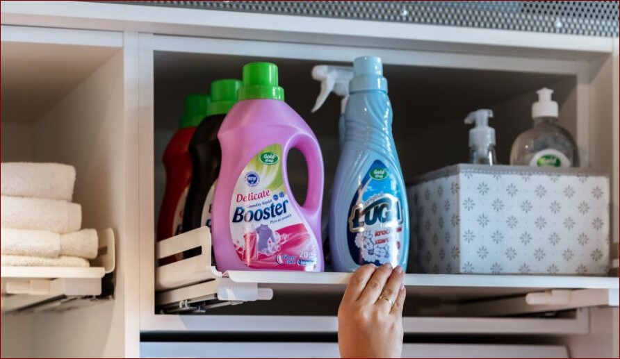 Jak zrobić pranie krok po kroku? Kompleksowy przewodnik dla bezdyskusyjnej czystości