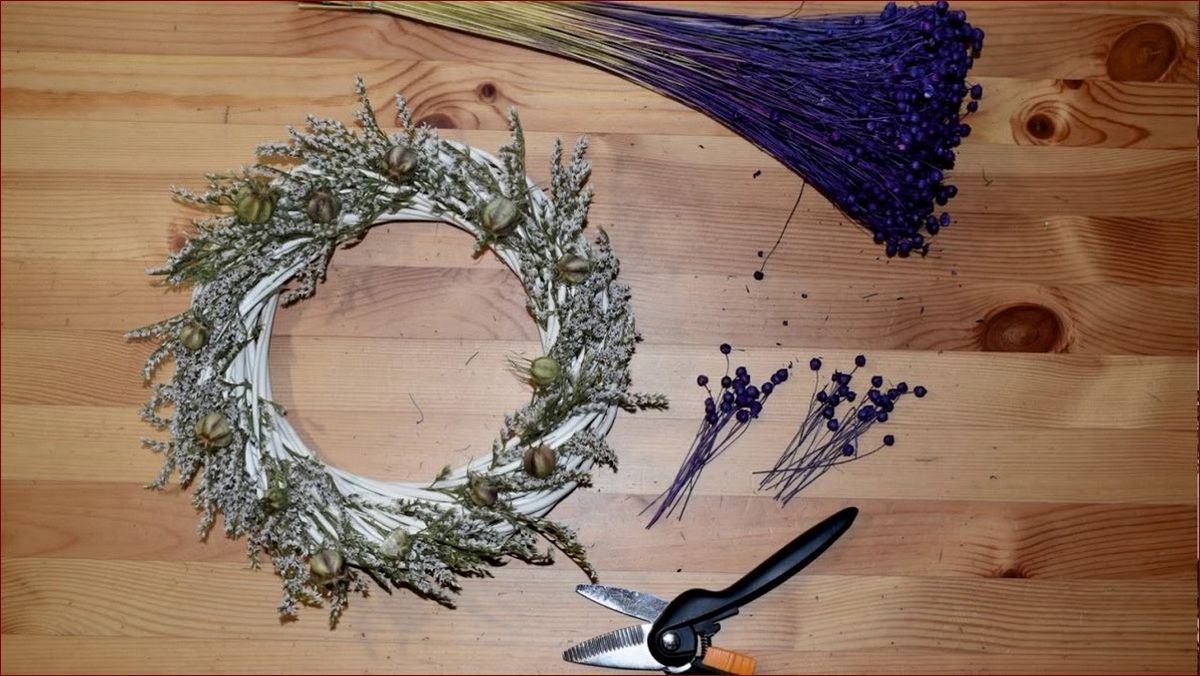 Jak zrobić wianuszek na wesele, imprezę lub domową ozdobę? Poradnik krok po kroku