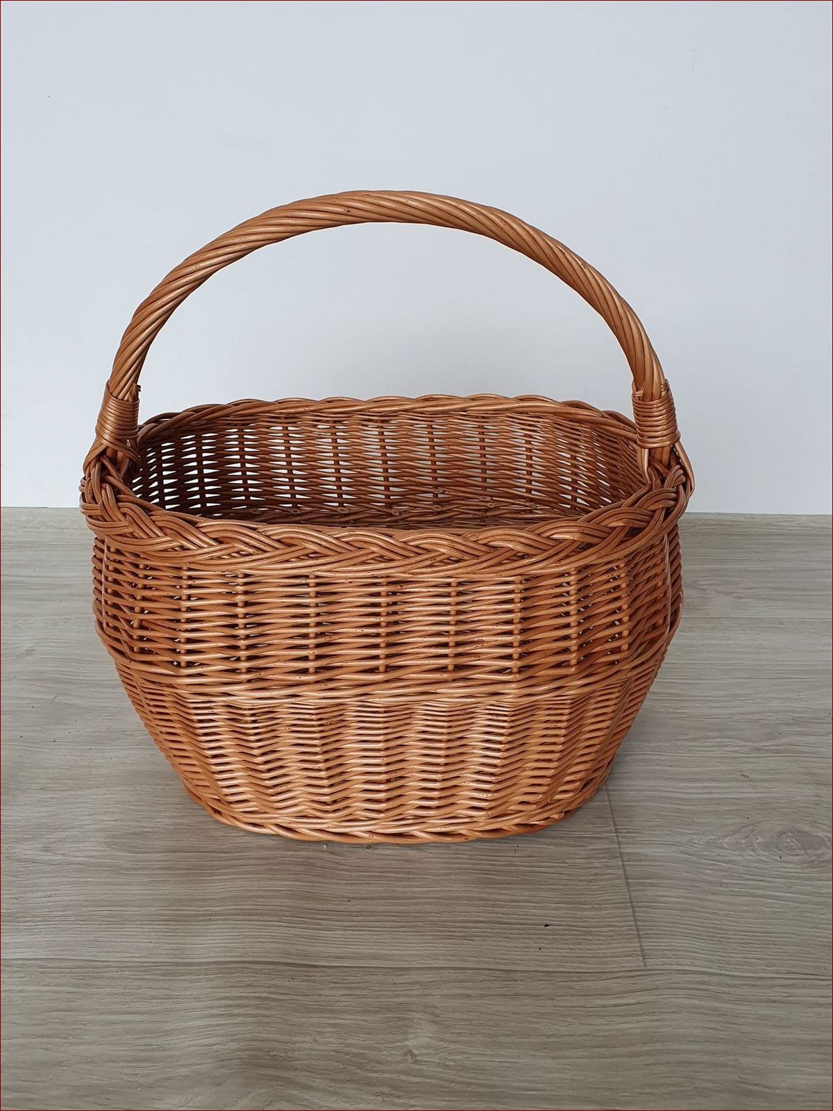 Koszyk na grzyby wiklinowy - tradycyjny skarb na pyszne leśne zbiory