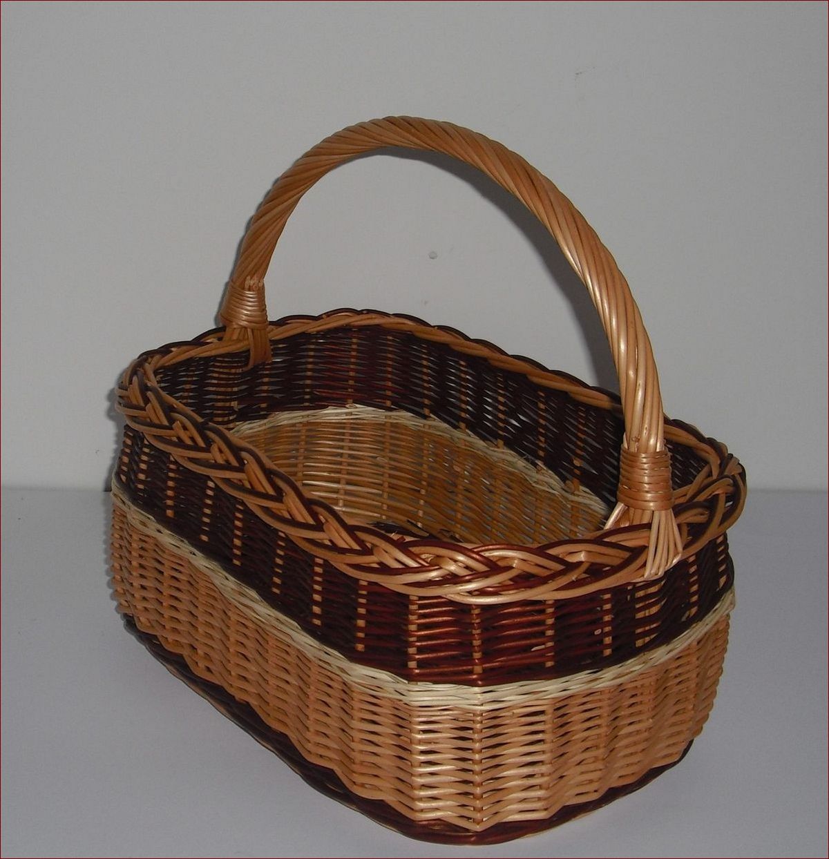 Koszyk na grzyby wiklinowy - tradycyjny skarb na pyszne leśne zbiory