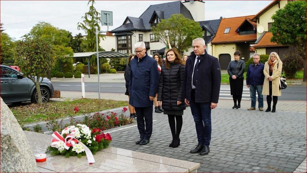 Praca w domu składanie kwiatów: Odkryj niewyczerpane źródło zarobku w wygodzie własnego domu