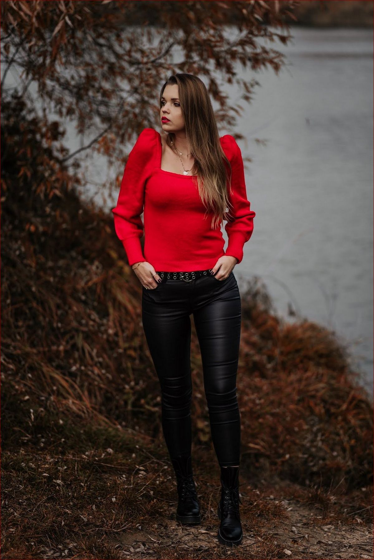 Rockowa stylizacja na imprezę - odważny look dla buntowników i imprezowiczów