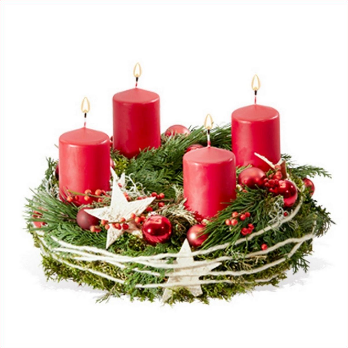 Wieniec adwentowy do kościoła - tradycja, symbolika i piękno tego bożonarodzeniowego symbolu