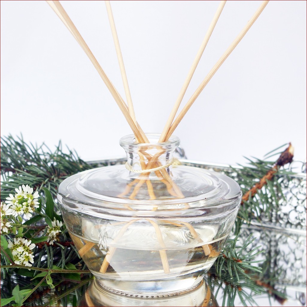 Zapachy do świeczek: odkryj magię aromatów nadających przytulność Twojemu domowi